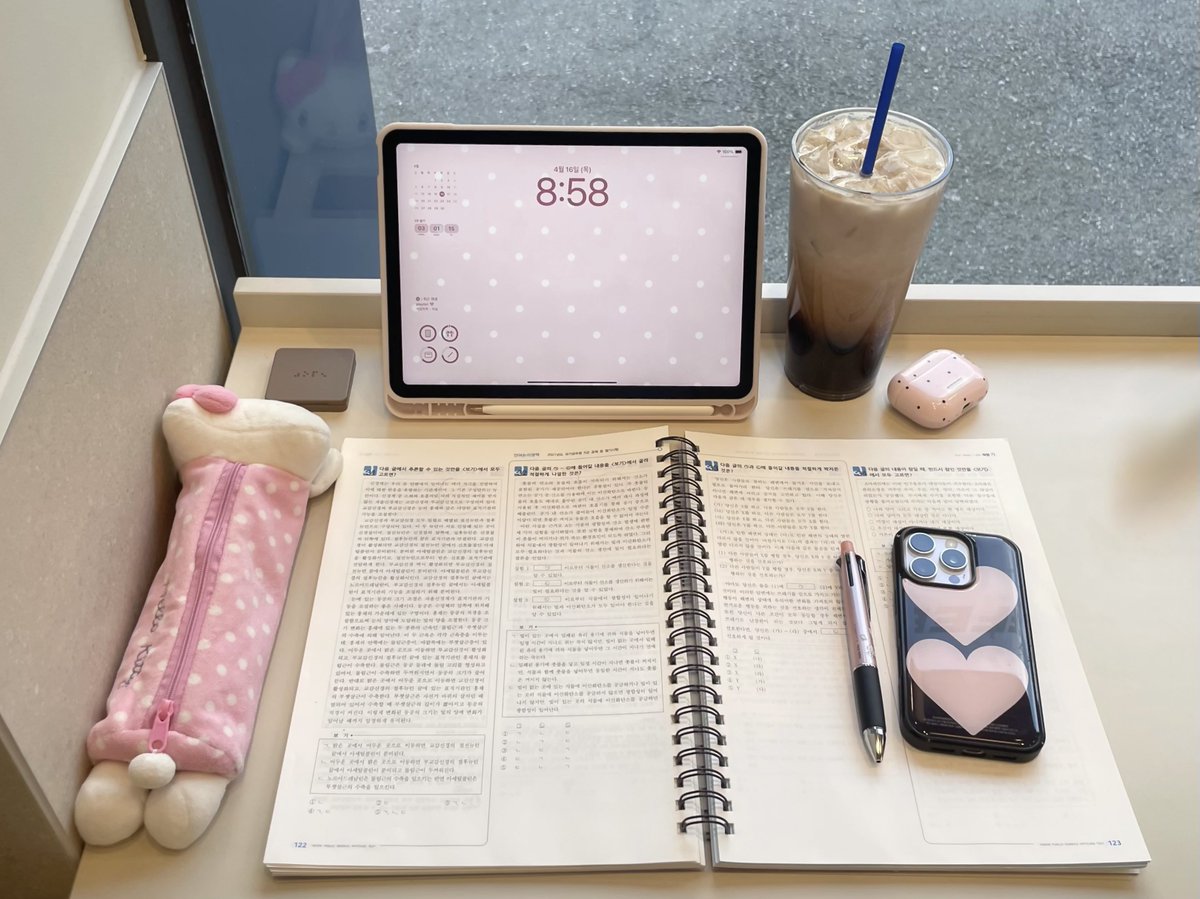 식빵.. tweet media