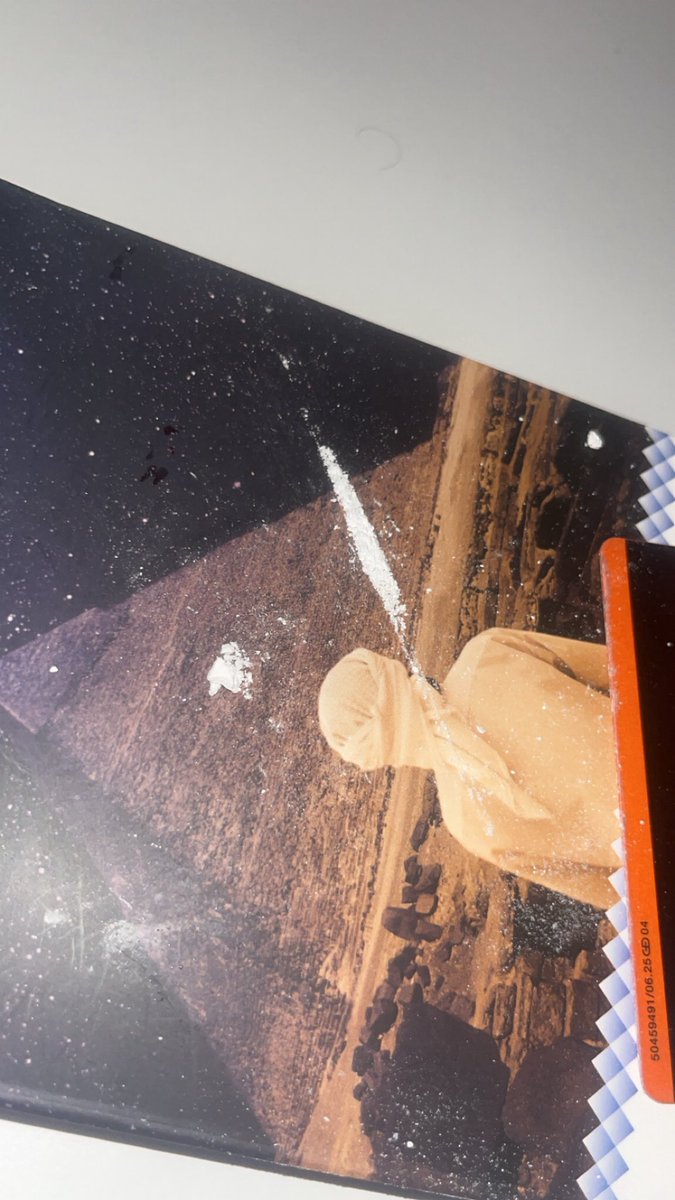 ❥𝐄𝐦𝐦𝐚 (drugtwt) tweet media