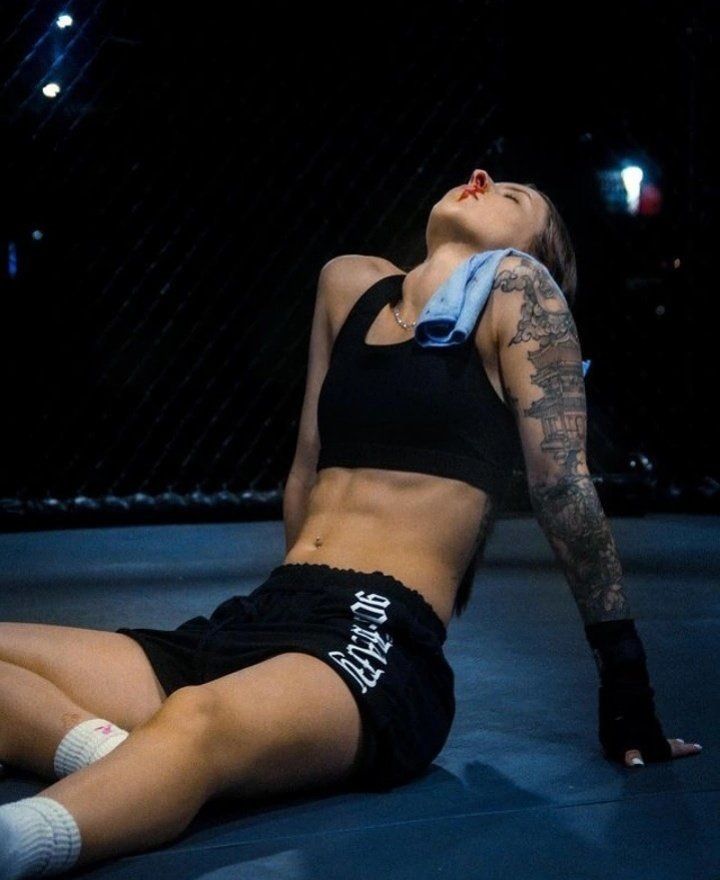 youngmikoholic ✰*.☽ tweet media