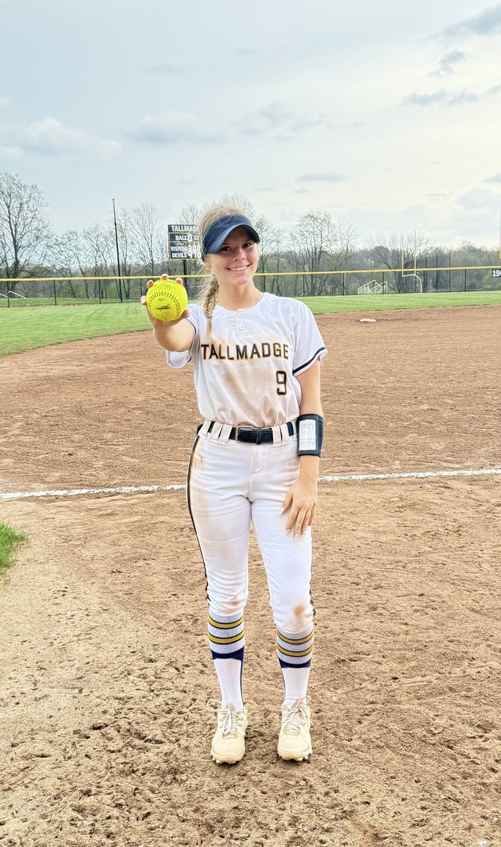 Tallmadge Softball tweet media