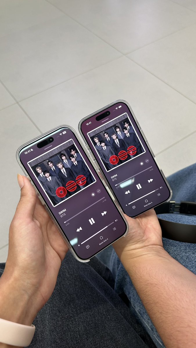 thecoolthingss's tweet image. keep swimming 🌊 with @o7armydai 💜
#TodayAtApple