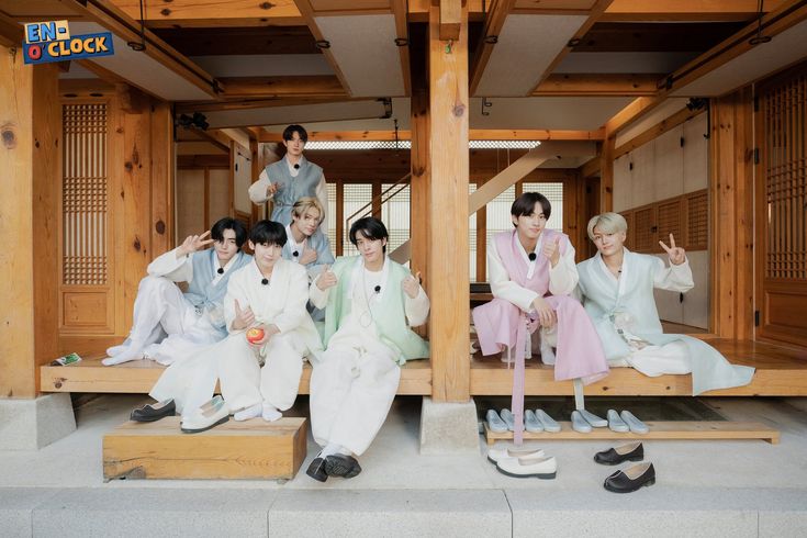 𝓢un ♡ 𝙀𝙉𝙃𝙔𝙋𝙀𝙉 𝙄𝙎 𝙎𝙀𝙑𝙀𝙉 tweet media