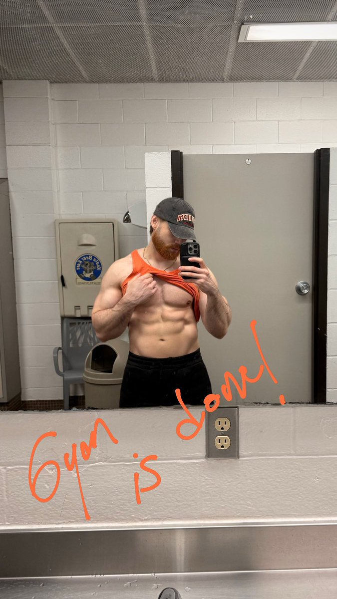 maxivillion's tweet image. Another #gym session is done!