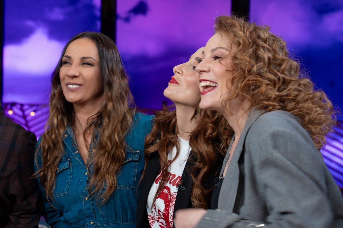 Este miércoles las #NetasDivinas se ponen el sombrero porque reciben a los protagonistas de #MiRival 🤠 <a href="/alealebarros/">Alejandra Barros</a> y <a href="/elavelden/">Ela</a> 

Te esperamos en punto de las 9:30 pm por #Unicable 📺
