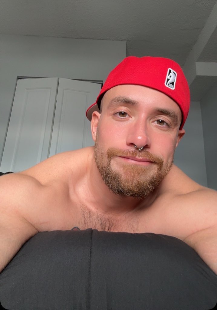 Zaddy Tony VAGUELY sfw tweet media