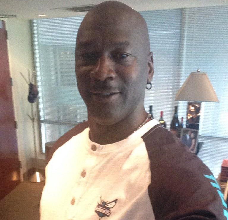 𝑱𝑱 𝑹𝒆𝒅𝒊𝒄𝒌 𝑴𝒖𝒔𝒆 ✪ tweet media