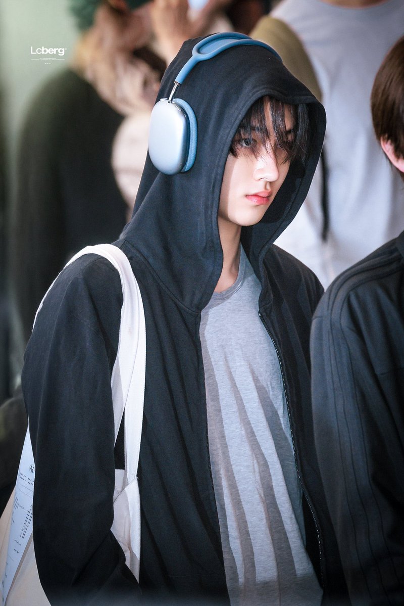 seanshinee tweet media