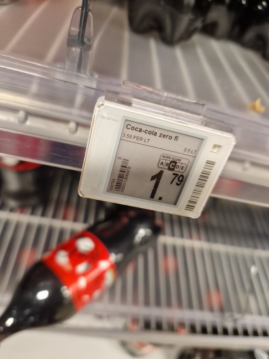 Bruh...

Is dit het nieuwe normaal? 😳

#watdeneuck