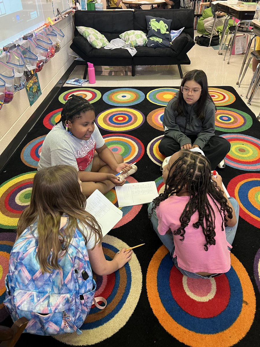 VetterFamily300 tweet media