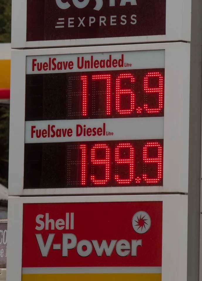 ابن خلدون tweet media