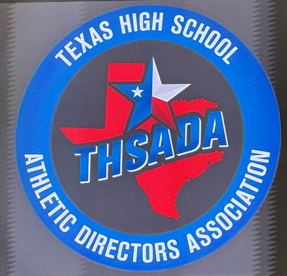 LISDsports's tweet photo. Congratulations to Coach Mandy Cluley for being selected and honored today as the @OfficialTHSADA Region 3 Co-Middle School Coordinator of the Year! @CreekValleyMS @LewisvilleISD https://t.co/wweeUREUgL