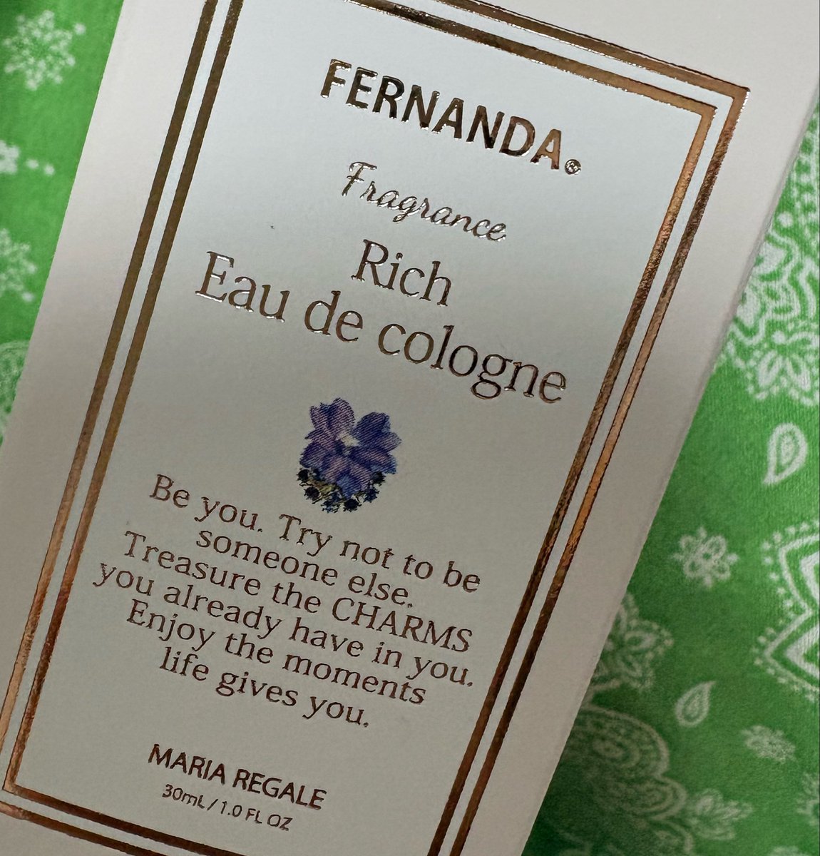 Iris_on_Ice's tweet image. #오뿌 #시보향 #FOTD 
오늘은 페르난다 마리아리갈
어제 도착하자마자 뿌려봤을땐 자스민!! 느낌이라 너무 좋았었는데 오늘 착향 해봤을땐 또 너무 페어랑 뮤게임 ㅠㅠ 탑노트 어서 지나가길 빌어본다ㅠㅠ 생각해보니까 내가 둘다 그닥 안좋아하는 노트라 ㅠㅠㅠ