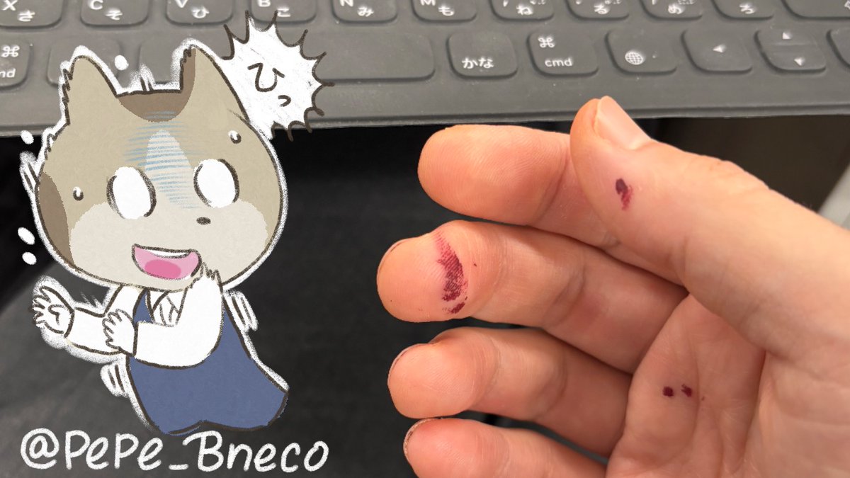 本日 会社内(総務の人とやりとり) にて… 
　＊総「PePeさん お荷物届いてます～」
　＊ペ「お、ありがとうございます～」
　＊総「ひっ!!」
　＊ぺ「へ？あ💦」

明け方までペイントやってたもんで💦
手に塗料ついたままになってましたw
今日も一日楽しんでいきましょ〜う٩( ᐛ )و
#PePe_Bneco