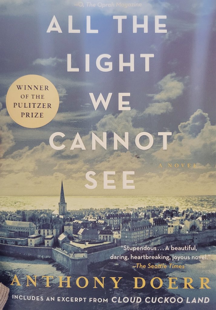 ____khaleesi's tweet image. #nowreading 📖 all the light we cannot see - anthony doerr