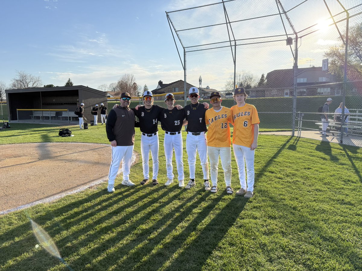 Apple Valley/Burnsville Hockey tweet media