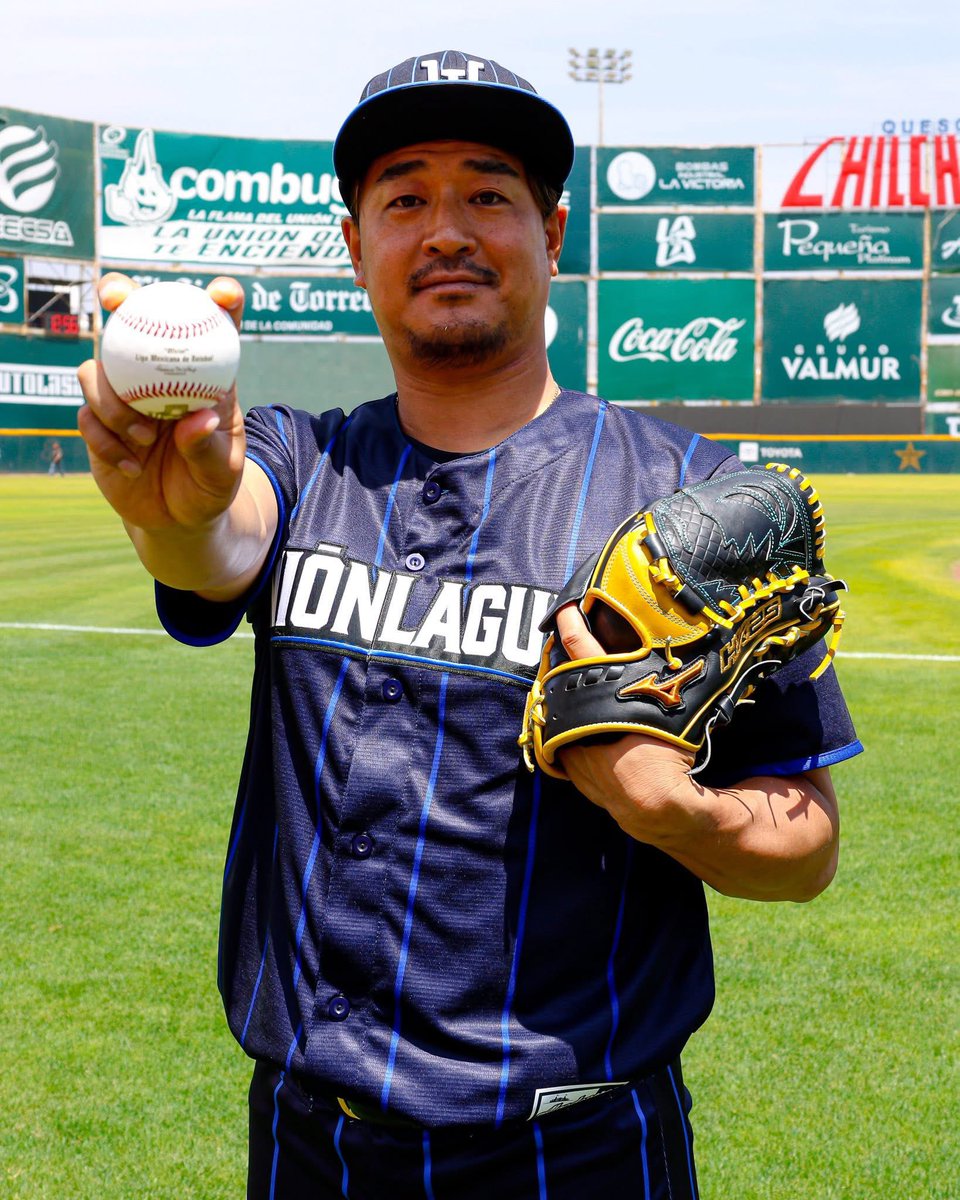 jardinizquierdo's tweet photo. #Algodoneros ☁️ | ¡UNIFORME REAL! 

⚾️ Los @AlgodonerosUL presentaron el primero de los jerseys con la marca New Play, marca que vestirá junto con new era a los guindas 

Este primero es de color azul marino tendrá la leyenda Unión Laguna al frente https://t.co/v8OXzVAlWU