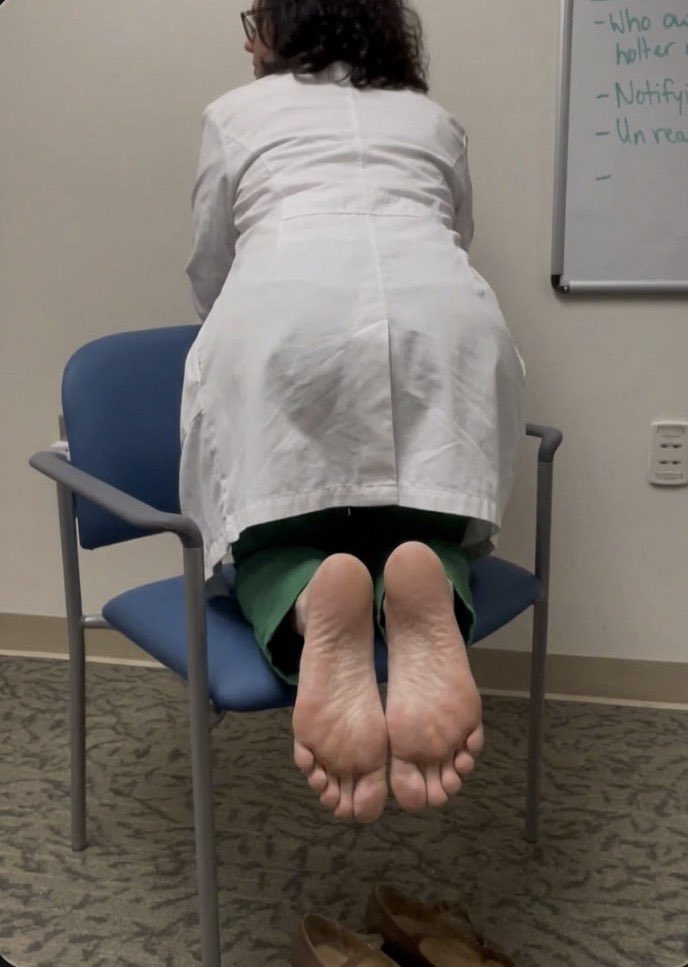 JoeyFeetures (JoeyTaylor) tweet media