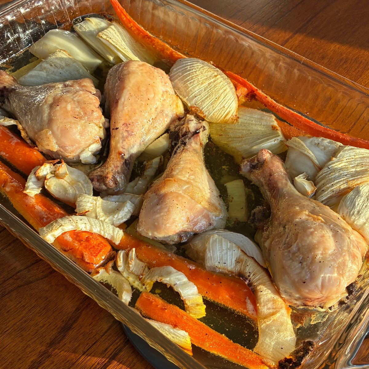 JLuckyLotus's tweet photo. One Pot Chicken Legs with ingredients all from Trader Joe's?  Yes, please!  #bayarea #foodblog #foodblogger #cookwithzee #onepot #traderjoes - https://t.co/wXqYtbsDAr https://t.co/hvikgE5iQ1