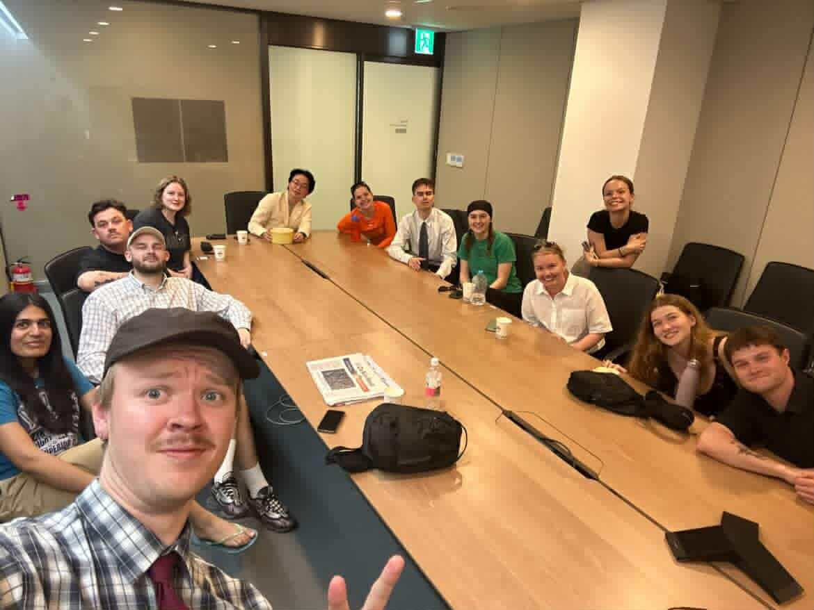 SubinBKim's tweet photo. discussed a bit about Korean media landscape with DR journalists https://t.co/QRWIouLe6d