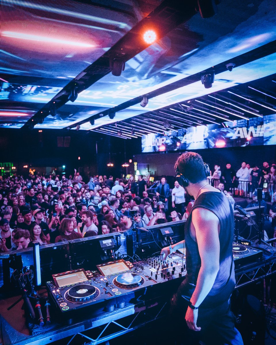 AWPMixes's tweet photo. I looked up and the room was completely packed.

We hit capacity early, and from that moment on, the floor took over. I put the energy out there, and you guys gave it right back.

I pushed, you pulled... that’s the loop we live for.
@academy__la https://t.co/Ch3NGhC8YY