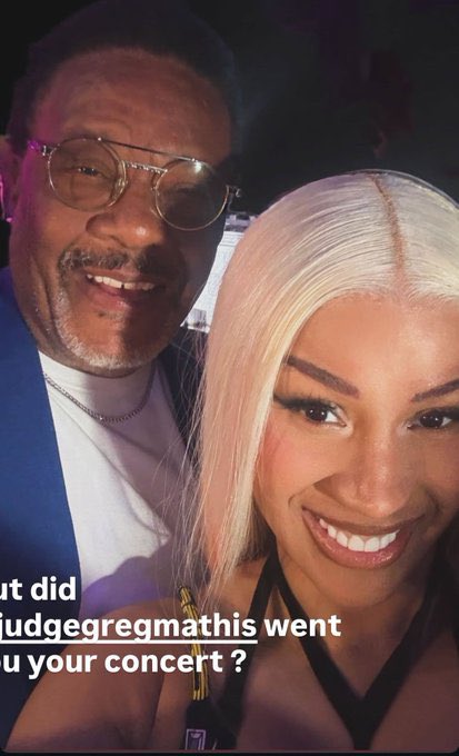 Daily Loud tweet media