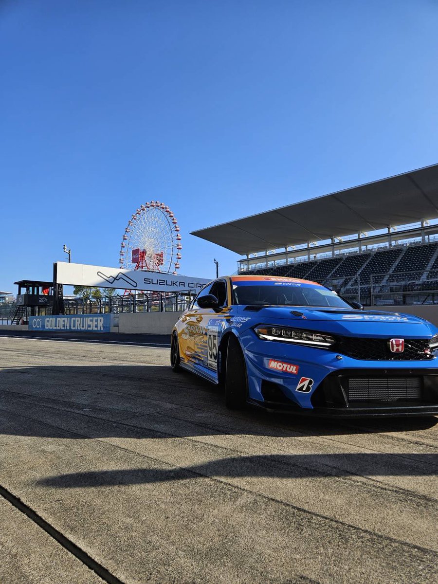 SPOONSPORTSjp's tweet image. 快晴❗️
今週末のレースに向けて鈴鹿入りしました。予選・決勝に向けて煮詰めていきます💪

#honda #spoonsports #suzuka