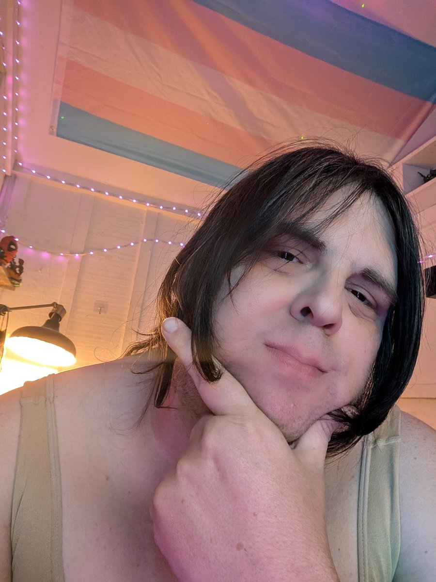DarthMothra's tweet photo. Was feeling cute today put my hair #transgirl #lgbtq https://t.co/ZhNawYdkr5