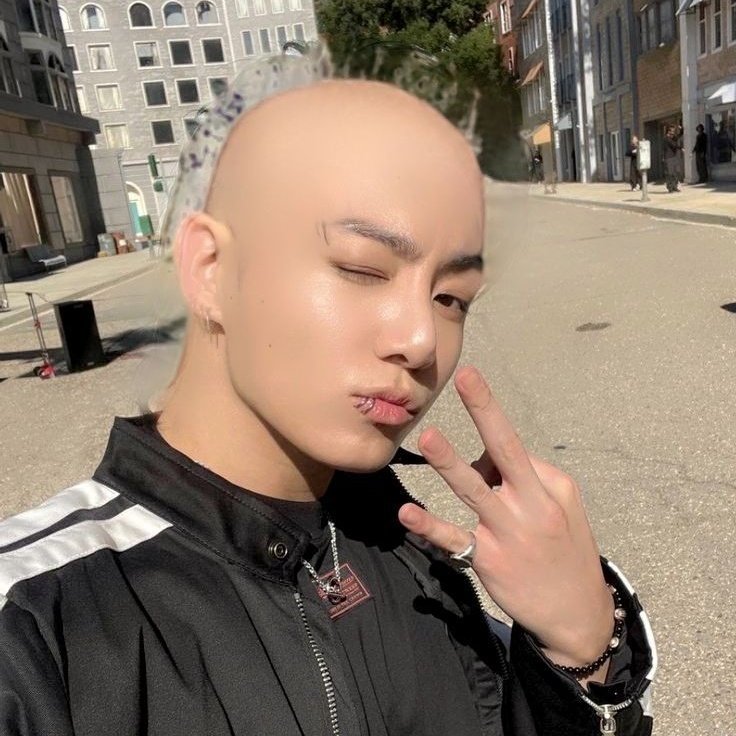 ycaroؘ 🪭 tweet media