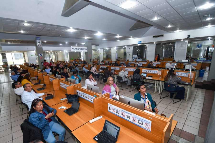 Gaceta_UNAM's tweet image. La @FES_ACATLAN hace historia al convertirse en la primera entidad de la #UNAM en integrarse a la estrategia global de capacitación en #InteligenciaArtificial de Google.

La alianza estratégica actualizará a académicos y fortalecerá la enseñanza.

t.ly/H6hbY