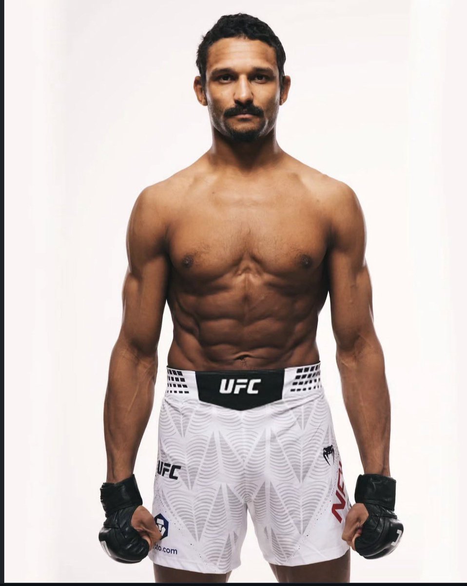 Ben Davis tweet media