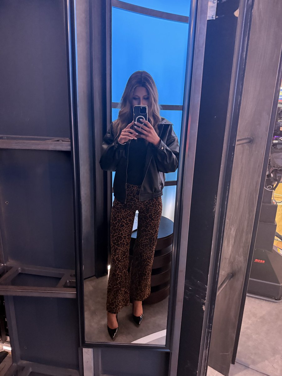 Lucy Burdge tweet media