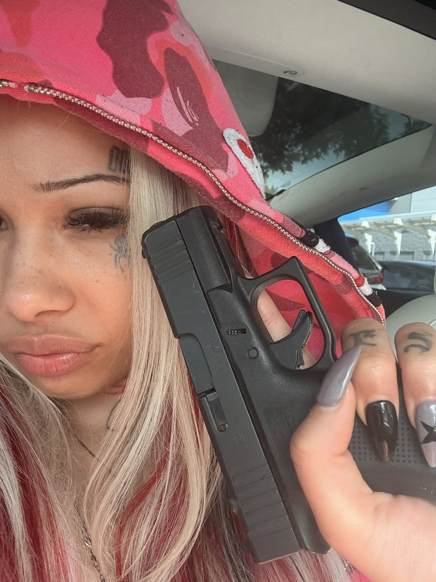 SMITHXWESTN tweet media