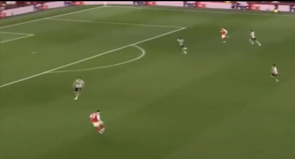 è quello che è tweet media