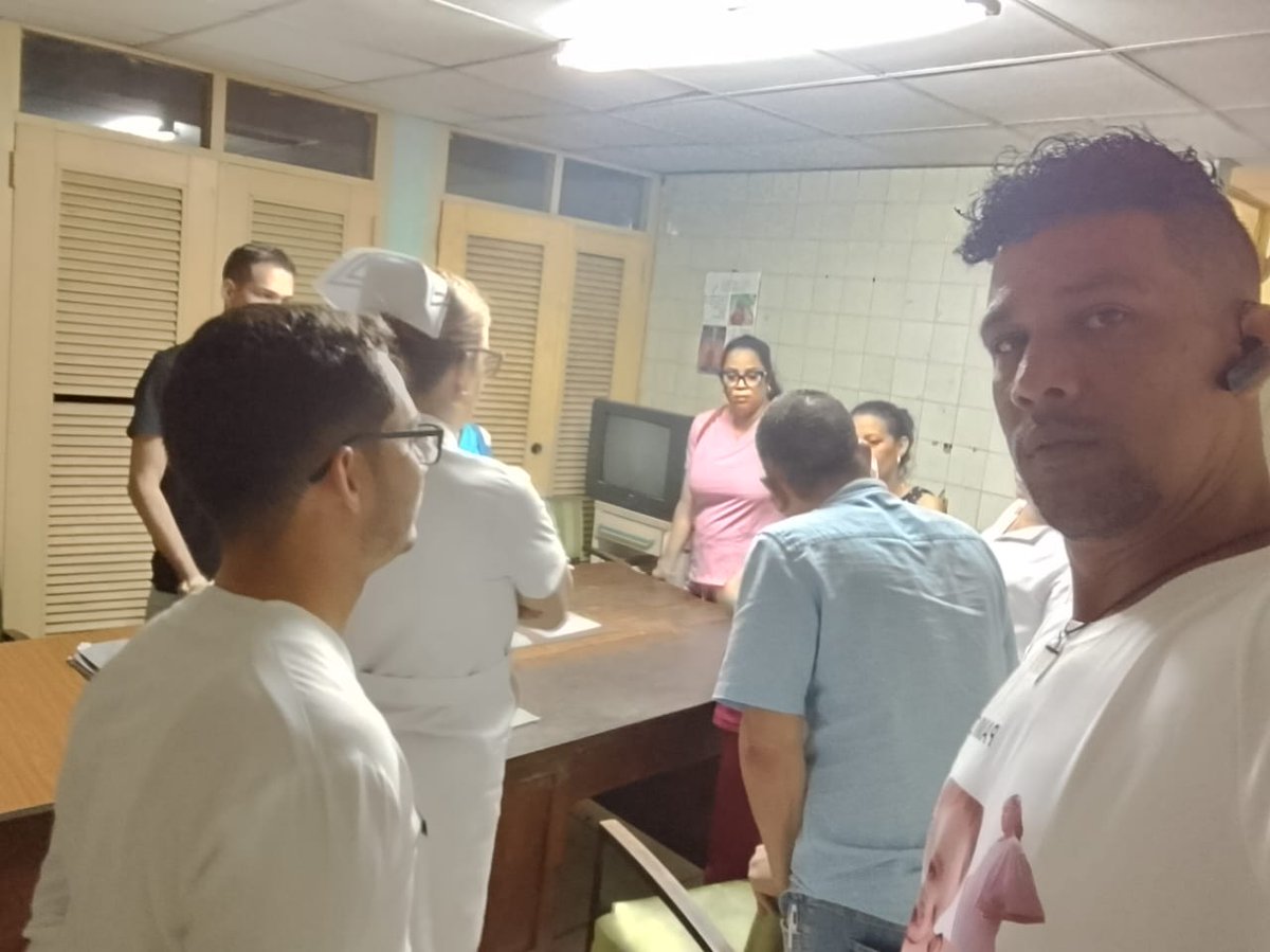 Dirección General de Salud Holguín. tweet media