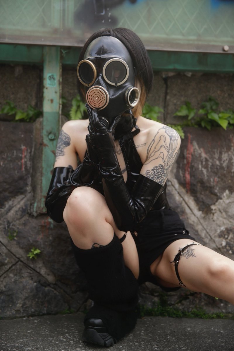 みぽりん様(ラバーの女王様) tweet media