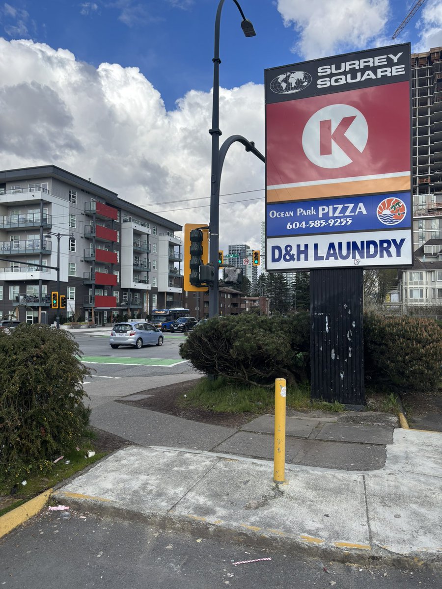 PacificSoundYVR's tweet photo. Surrey stop — quick reset at a Circle K before the next delivery.

These little stops are part of the rhythm… always something moving out here.

#SurreyBC #VancouverEvents #OnTheRoad https://t.co/O4paJeh9FN