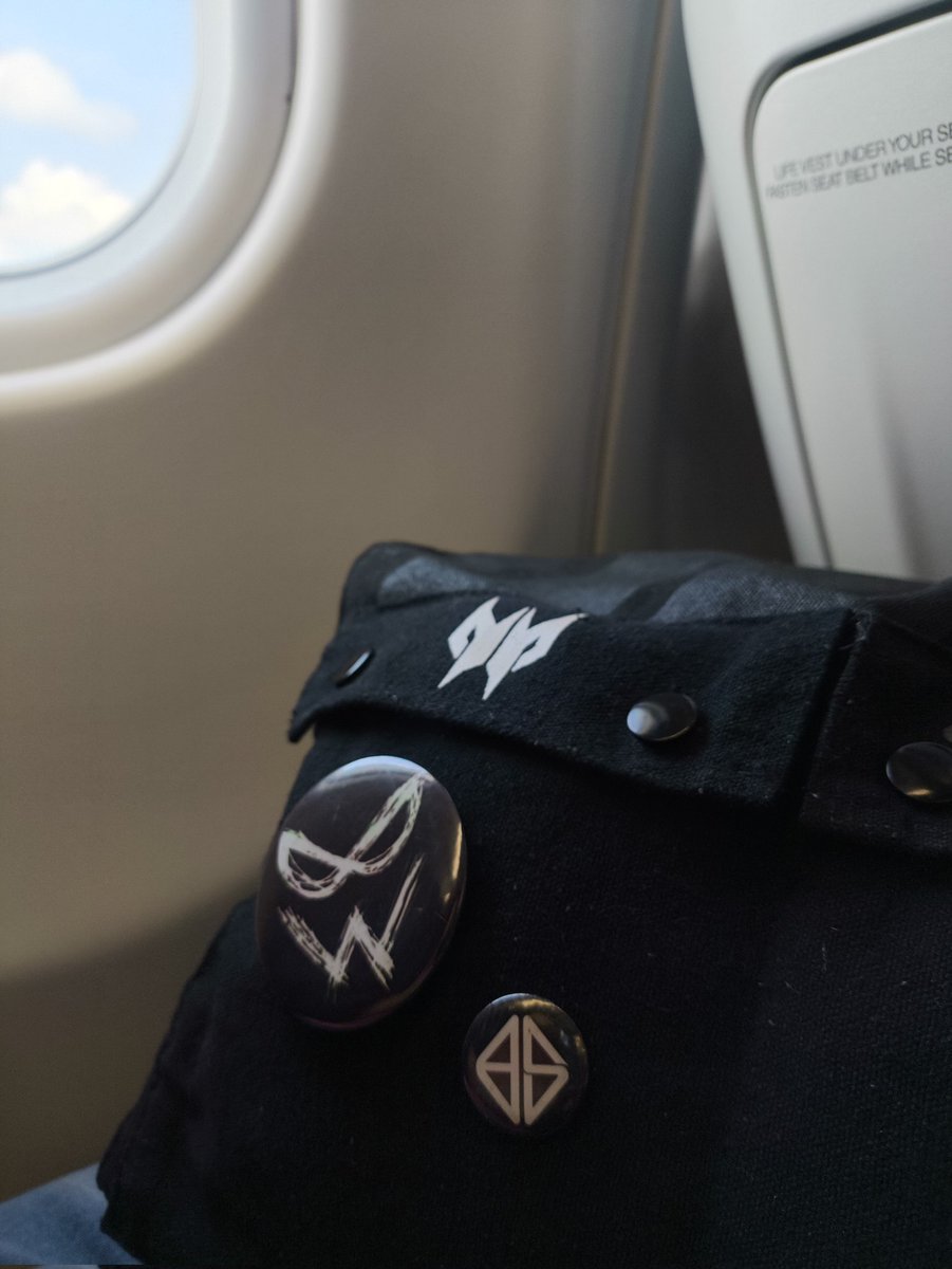 Maria🍭☀️ tweet media