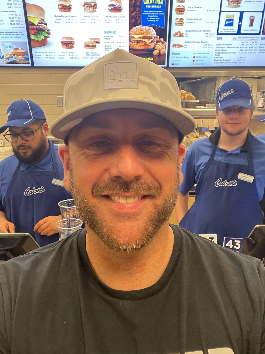IndStSoccer's tweet photo. .@prlawrence1984 at Culver's for #GiveToBlue26 in appreciation for their support of @IndStAthletics and it's student-athletes

#MarchOn https://t.co/k9HWMr1yv1