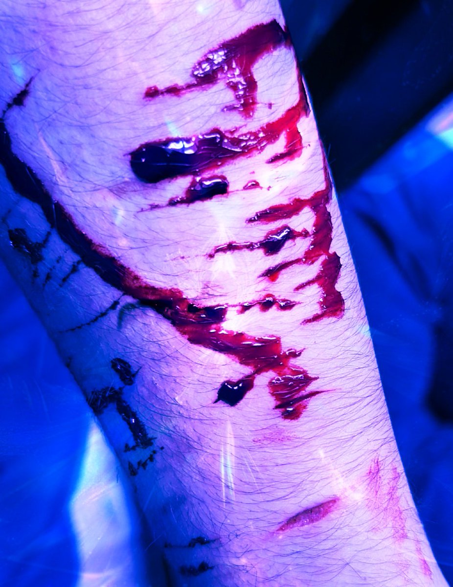 🐑 TotallyNotSharpie 🔪 ShTwT (in recovery) tweet media