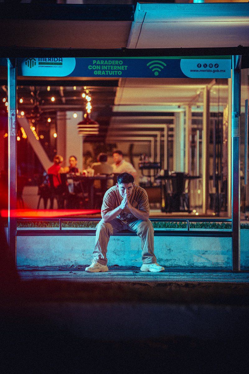 jucapop's tweet photo. Lux mentis. 🌃☄️💫📸🌙🧠 https://t.co/voiixJfBmY