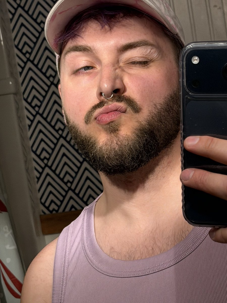 𝒞𝒶𝓂𝑒𝓇𝑜𝓃 tweet media