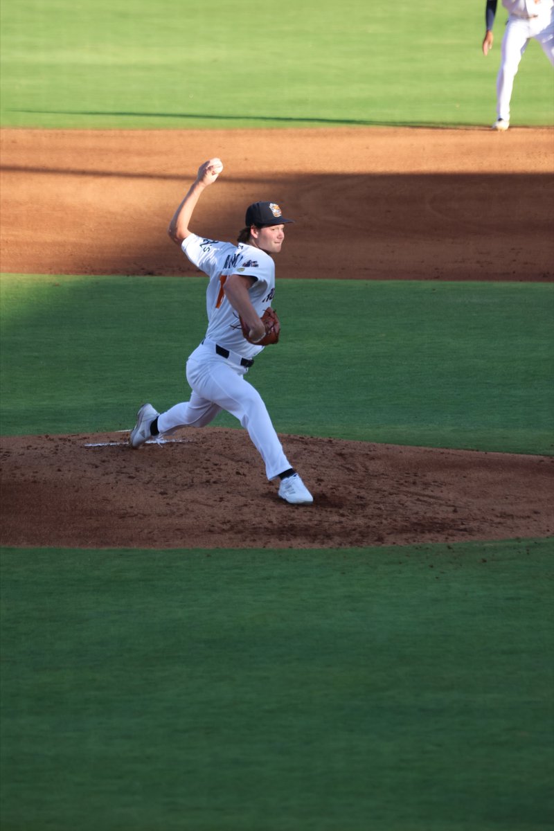 Midland RockHounds tweet media