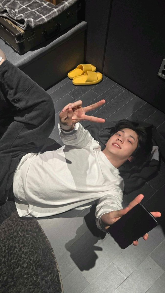 Me hicieron con amor... 
Obviamente soy el retrato físico inspirado en mi papá Cam pero el copy &amp; paste en personalidad de mi papá Nicho, que dicen