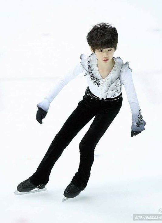 lucky ruby 🐈‍⬛ tweet media