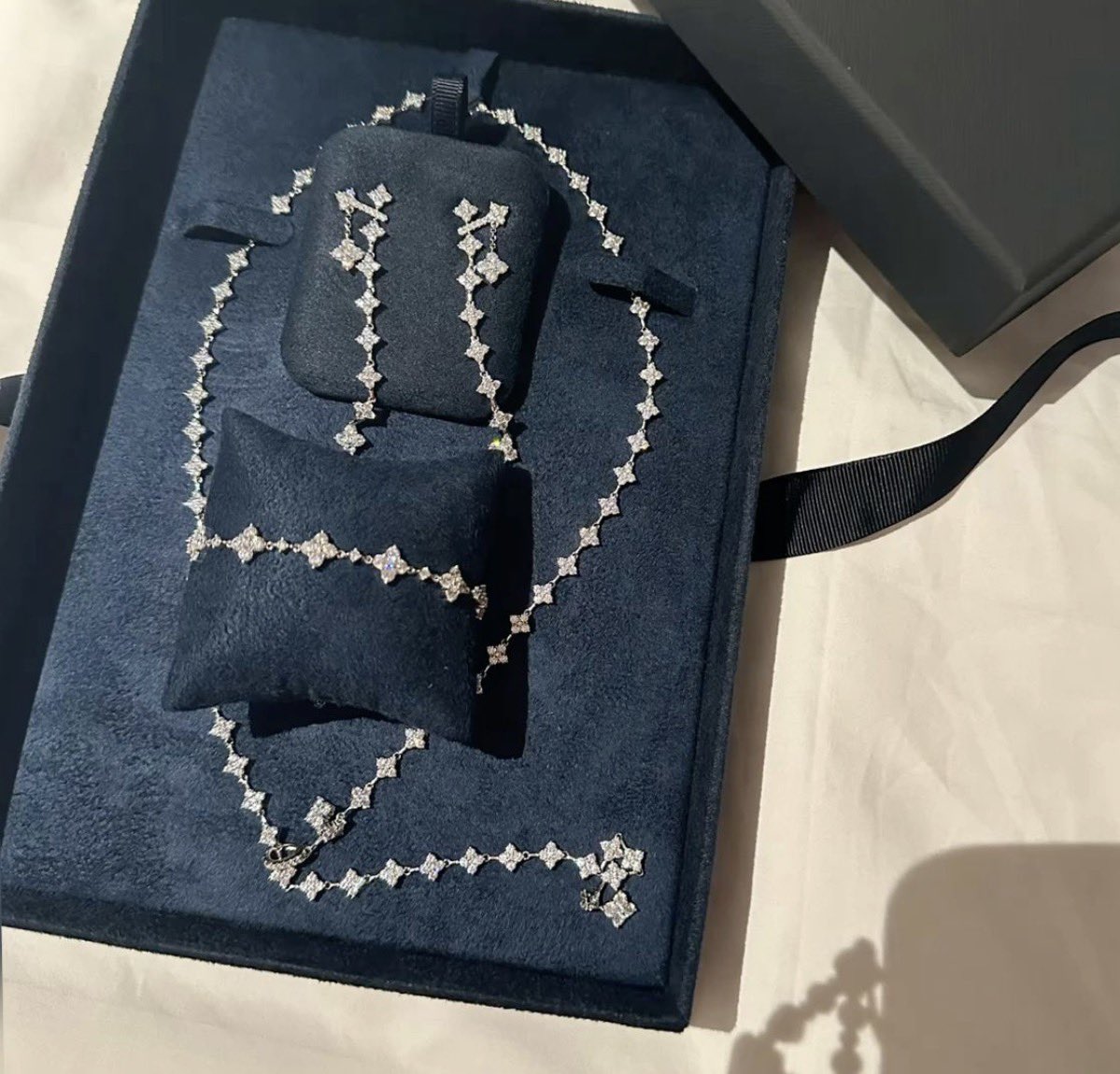 جمان tweet media