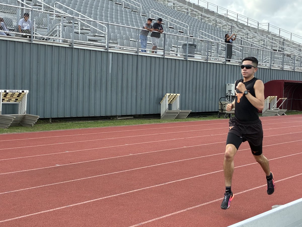 HaggertyAstin's tweet photo. @Athletics_PISD 
Dobie HS has four events heading to the Region III championship meet. #OurPasadenaISD https://t.co/ybzuKU0B2V