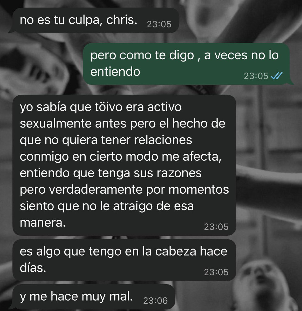 𝐶ℎ𝑟𝑖𝑠 tweet media