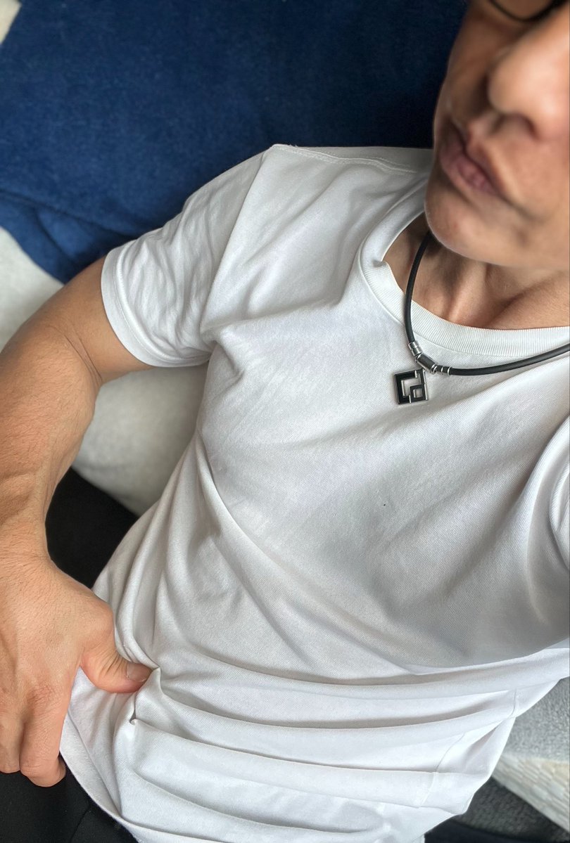 ケンゾウ tweet media