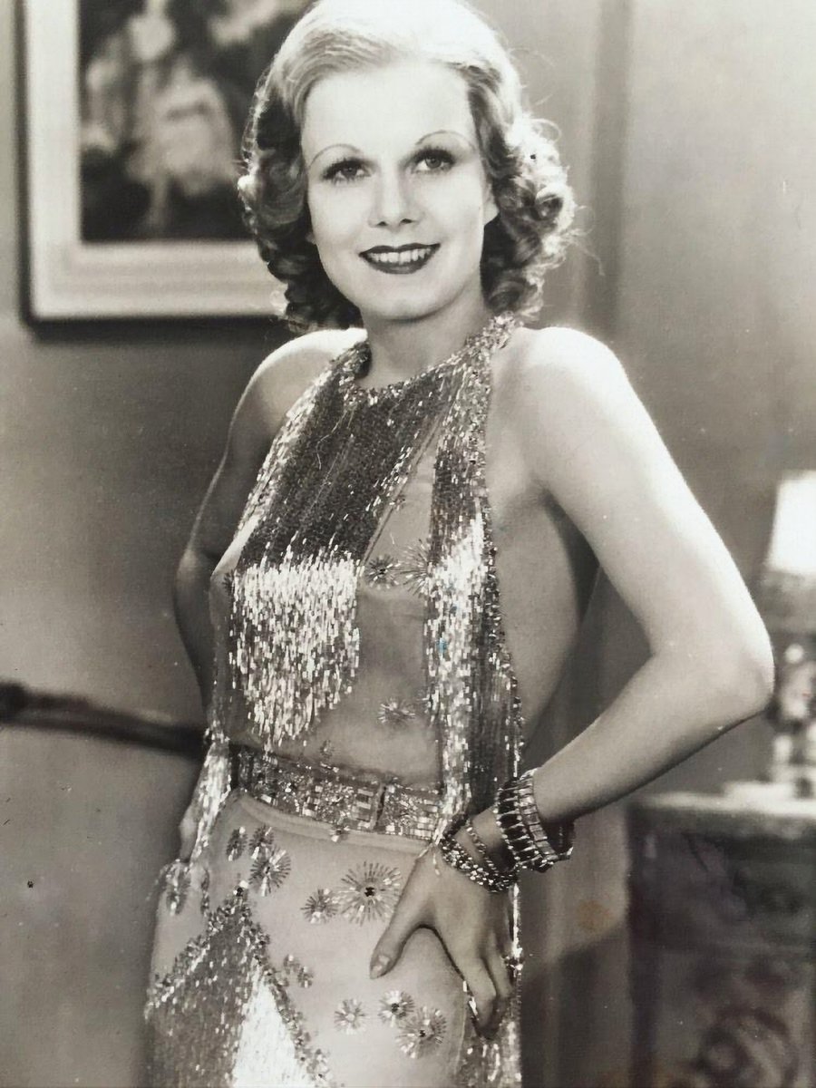 XmxHowes's tweet image. Available here linda-howes.pixels.com/featured/jean-…

#wallartforsale #wallart #moviestar #actress #RedheadedWoman1932 #sexsymbol #JeanHarlow #gifts #giftideas #OldMovies #ClassicFilms #vintage #sexy #homedecor