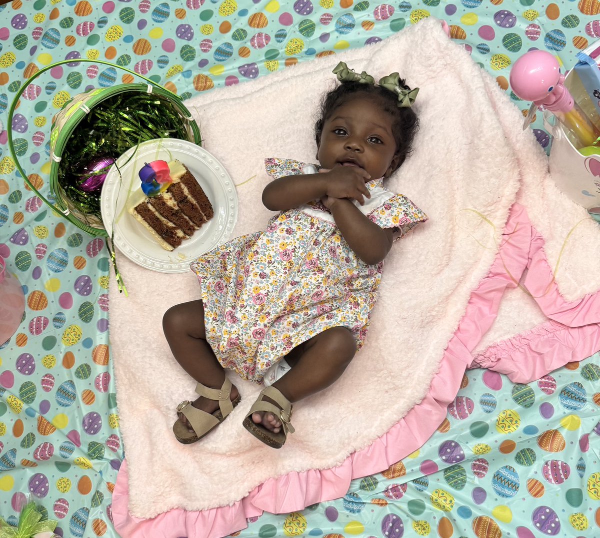 prettik8's tweet photo. My niece so pretty &amp; chocolate, ugh I’m so obsessed 🥹💕💕 https://t.co/zIJWgyVHtw